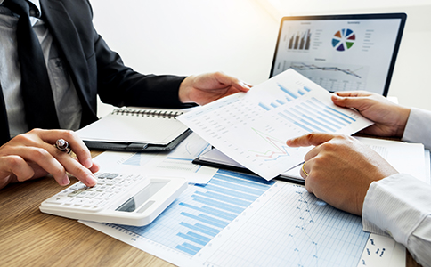 注冊(cè)?？诠咀⒁馐马?xiàng)